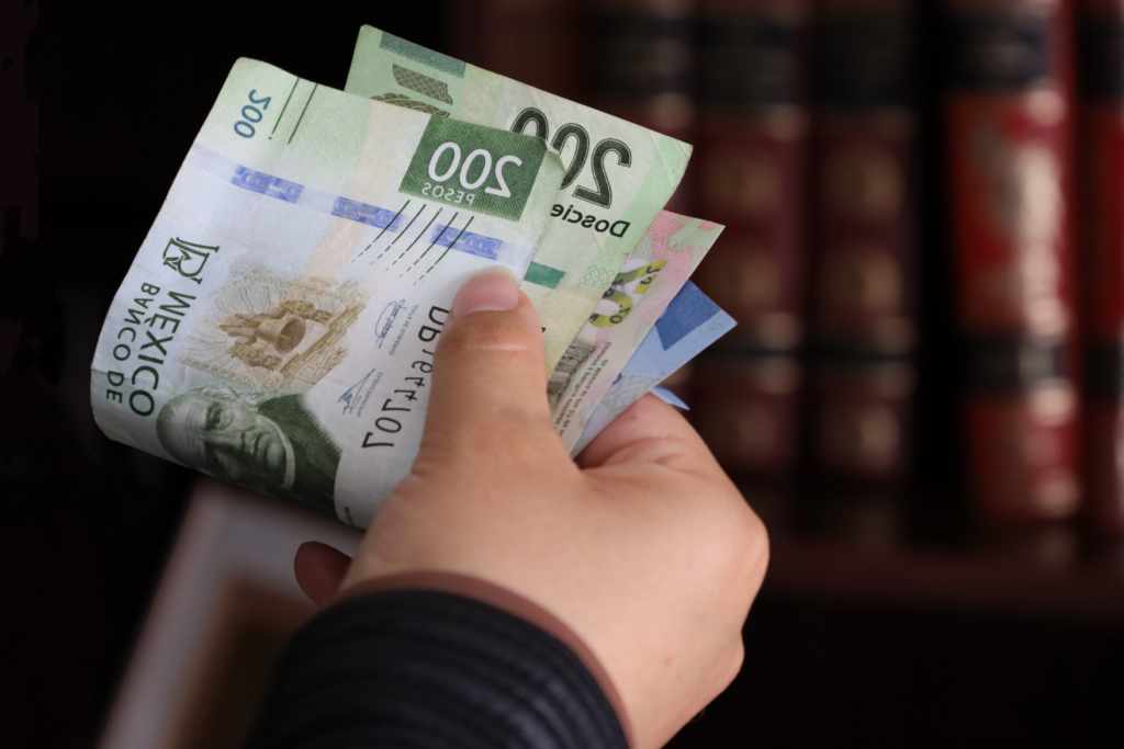 ¿Cuánto aumentaría el salario mínimo en 2025?